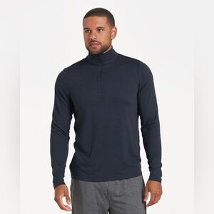 Vuori Ease performance 1/2 Zip pullover color Ink Men’s small